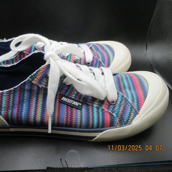 ROCKET DOG STRIPED SNEAKERS~SIZE 7.5 - Picture 1 of 9